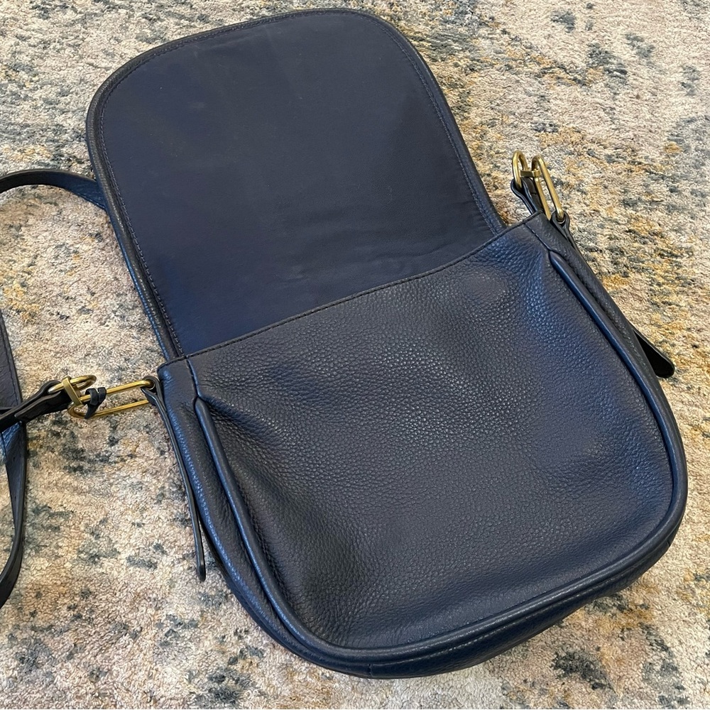 Fossil Rumi Crossbody Bag - Picture 5 of 11